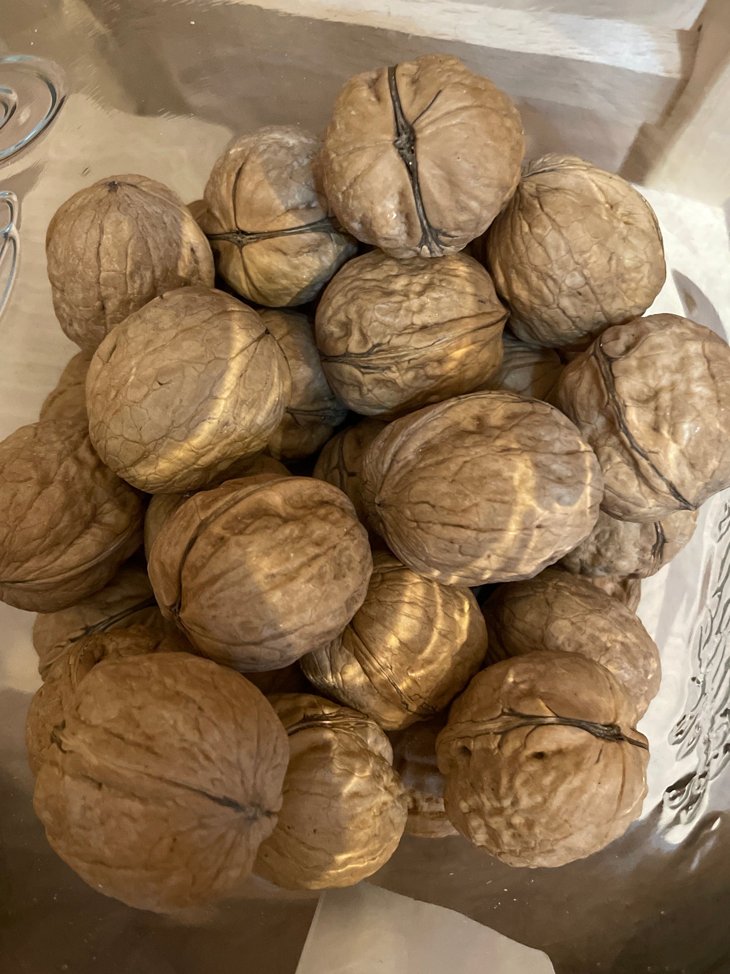 NUEZ CON CASCARA NACIONAL